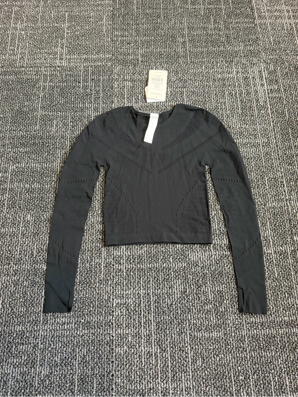 Fabletics Women's Small Crop Top Black Sarah SculptKnit Long Sleeve NWT
